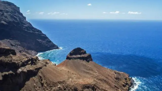 在 Turks Cap Bay 海灣俯瞰大海美景