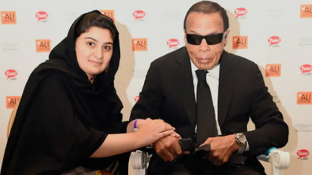 حدیقہ بشیر بھی اپنی زندگی کے اس لمحے کو یادگار ترین لمحہ قرار دیتی ہیں جب انھیں امریکہ میں ’محمد علی انٹر نیشنل ہیومینیٹرین ایوارڈ‘ دیاگیا تھا