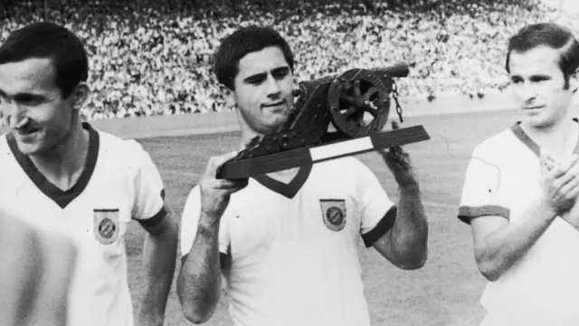 'Bombacı' lakaplı Gerd Müller.