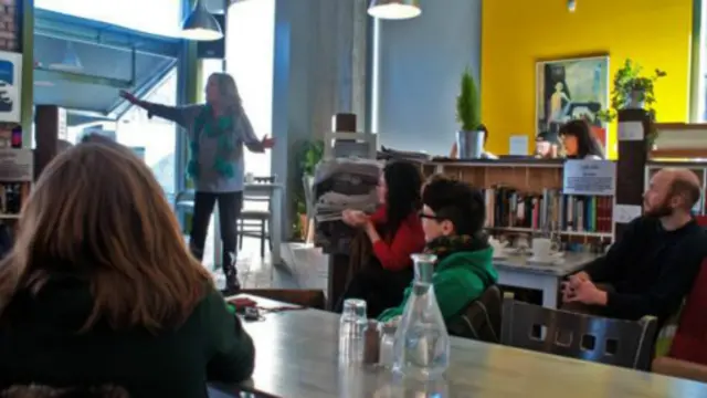 位于都柏林史密斯菲尔德地区的第三空间咖啡馆