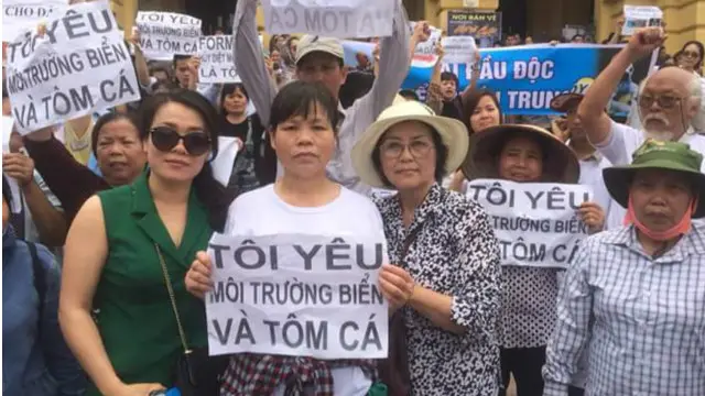 Bà Cấn Thị Thêu cũng tham gia cuộc tuần hành vì môi trường ở Hà Nội hôm 01/05/2016