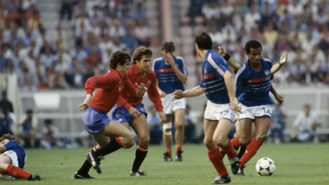Euro 1984'te finali Fransa ve İspanya oynamıştı.