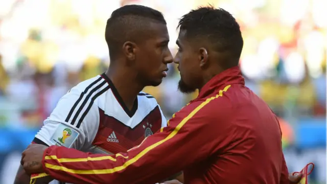 Jerome Boateng (solda) ve Kevin Prince Boateng.