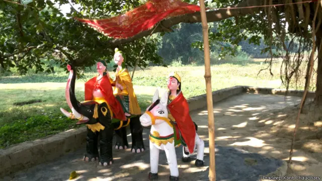 डीहवार-डीहवारिनी, बलइआ, दारौली, सिवान