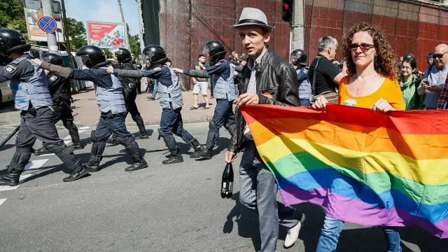 Ішінде секс киска терең камера Мини юбка фетиш фотосы