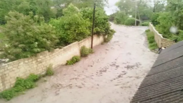 İsmayıllı rayonunda hadisə nəticəsində iki nəfər ağır xəsarət alıb