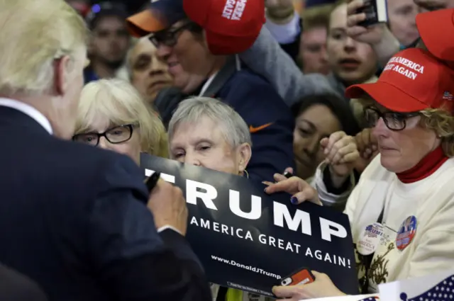 Трамп и сторонники