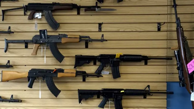 Оружие в магазине в Колорадо, США