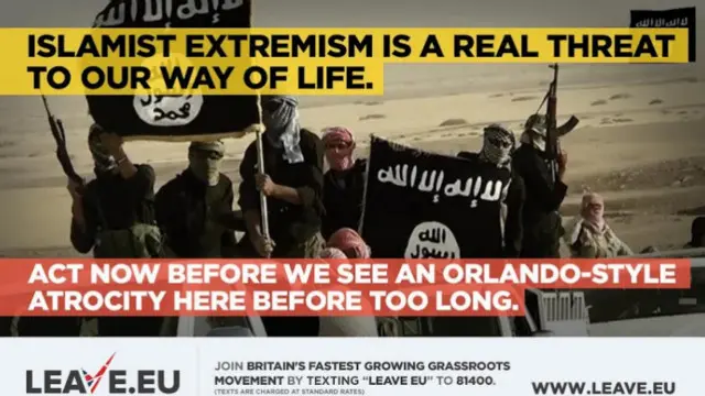 Sosyal medyada paylaşılan görselde, "İslamcı terörizm yaşam tarzımıza karşı bir tehdittir. Orlando'da yaşanan olaylarla burada karşılaşmak istemiyorsanız şimdi hareket edin" yazıyor. 