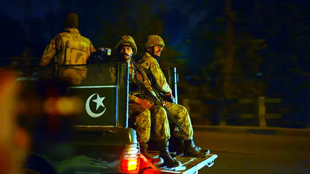 د پاکستان د لومړي وزیر له دفتره په خپره شوې خبرپاڼه کې ویل شوي، لومړي وزیر نوازشریف د جګړن علي جواد چنګېزي په وژنه سخت خپګان ښودلی.