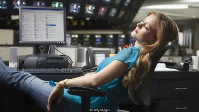 工作時打個盹或許不是壞事。(圖片來源:Getty Images)