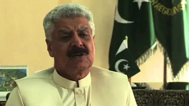 قبائلی علاقوں میں اصلاحات کے بارے میں عبدالقادر بلوچ کا کہنا تھا کہ یہ تیزی سے کیا جانے والا کام نہیں