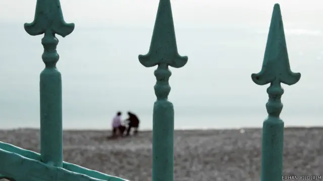 Erhan Yıldırım'ın Antalya, Konyaaltı sahilinde çektiği fotoğraf. Bir sonraki konumuz "Taş". Fotoğraflarınızı 29 Haziran tarihine kadar yourpicsturks@bbc.co.uk adresine yollayabilirsiniz. Ayrıntılar bu sayfada: http://bbc.in/22qkC3w http://www.bbc.com/turkce/kurumsal/2013/07/000001_sizin_fotograflariniz 