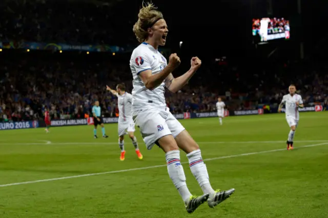 Б'ярнасон: забив, та вже за кілька хвилин отримав жовту картку