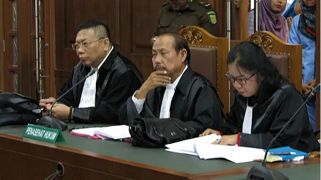 Tim kuasa hukum Mirna