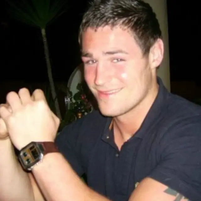 جیمز نمی‌توانست به درستی صحبت کند یا غذا بخورد