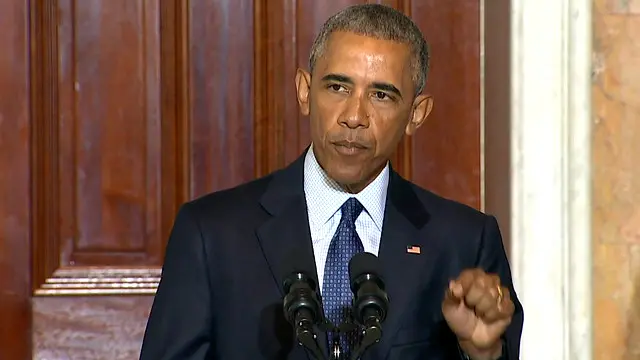 Tổng thống Barack Obama trước đó nói rằng ứng viên đảng Cộng hòa Donald Trump là người không thích hợp để trở thành tổng thống, và hỏi tại sao đảng của ông vẫn còn ủng hộ tỷ phú New York ra tranh cử.
