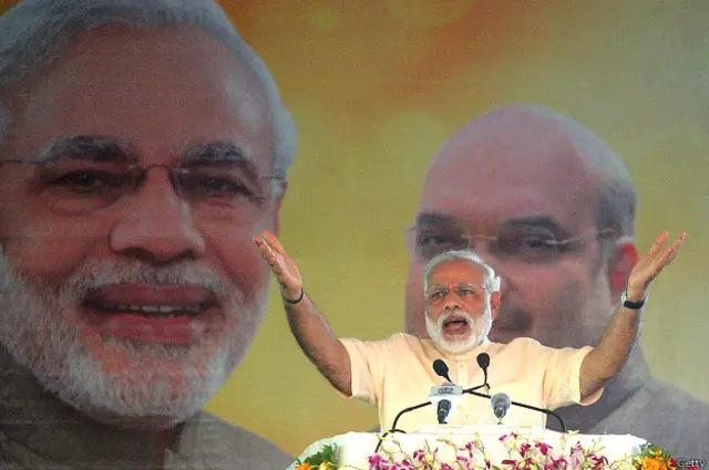 नरेंद्र मोदी