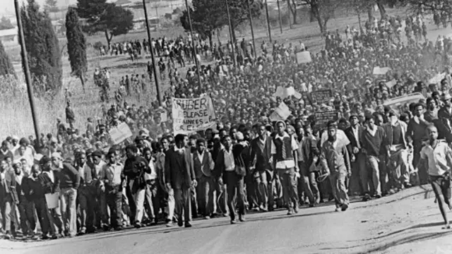 تظاهرات سووتو - 1976