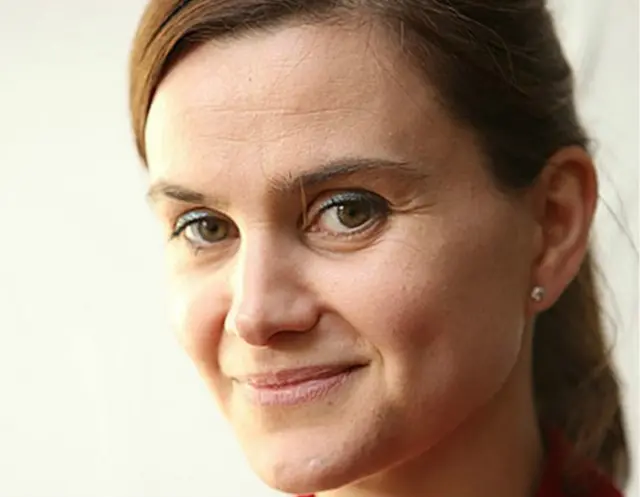 41 yaşındaki iki çocuk annesi İşçi Partisi milletvekili Jo Cox, İngiltere'nin AB'de kalması için kampanya yürütüyordu.