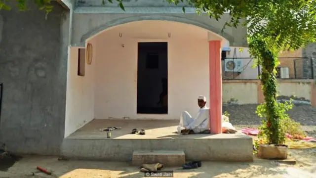 Shani Shingnapur 村民非常信任邻居（图片来源：Swati Jain）