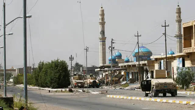 آلية للجيش العراقي في الفلوجة