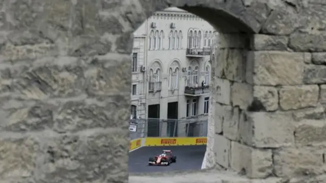 F1 yarışlarının treki tarixi ərazilərin yaxınlığından keçir
