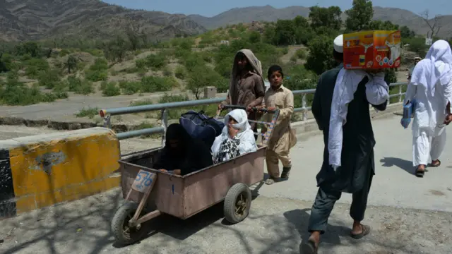 پانچ دن قبل افغانستان کی جانب سے سرحدی گیٹ پر تعینات پاکستان سکیورٹی فورسز پر فائرنگ کی وجہ سے پاکستان کا ایک میجر ہلاک ہو گیا تھا۔