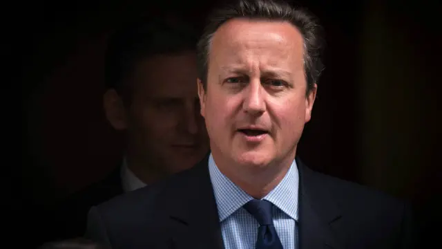 يدعم كاميرون بقاء بريطانيا في الاتحاد الأوروبي.