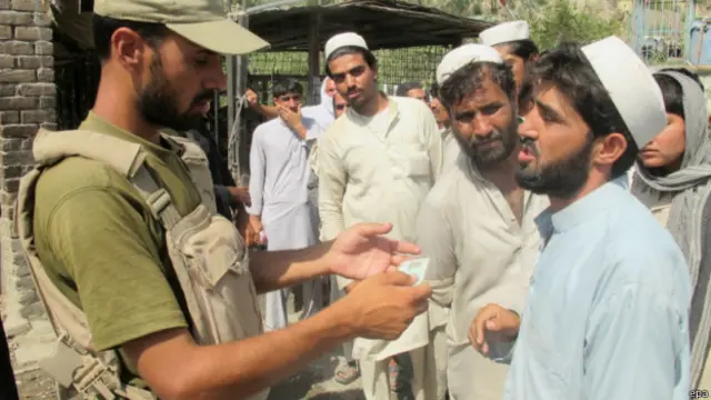 तोरख़म चौक