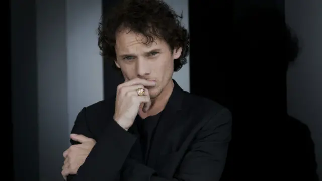 Антон Ельчин