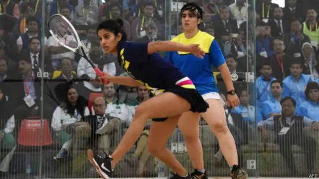 मारिया तूरपाके वज़ीर