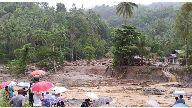 Otoritas terkait di Sangihe yaitu BPBD, TNI, Polisi, tim SAR, dan relawan serta masyarakat masih terus melakukan pendataan terkait berapa korban luka-luka. Sebuah posko tanggap darurat sudah didirikan di setiap kecamatan yang terdampak.