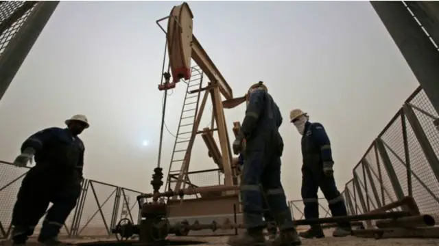 کاهش قیمت نفت باعث پائین آمدن سطح زندگی مردم بحرین شده است