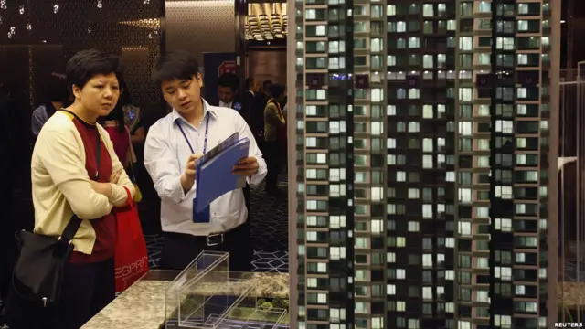 在香港中心地带租一个不带家具的两居室,月租金达6809美元,远远超过纽约的5100美元和伦敦的4583美元。