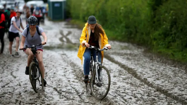 Гластонбері