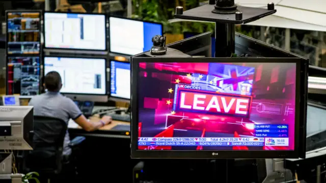 New York Times: "брекзит" загрожує тим, що Британія стане "біднішим місцем"