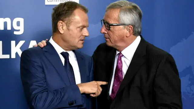 Туск и Юнкер представляют противоположные взгляды на будущее Евросоюза