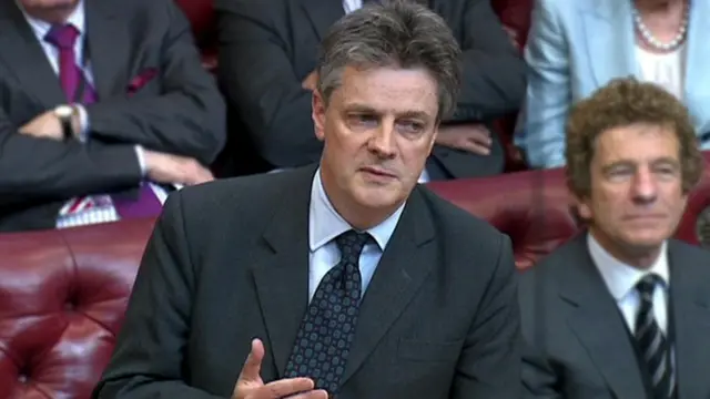 英国的欧盟事务专员希尔勋爵提出辞职。他在英国公投退出欧盟后说“覆水难收”。