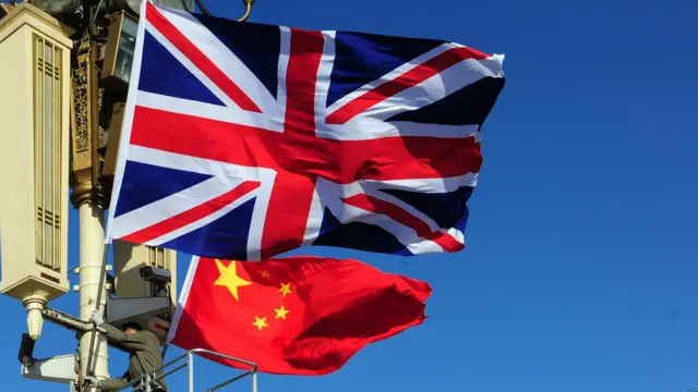 Китай инвестировал почти 30 млрд долларов в Великобританию за последние 10 лет