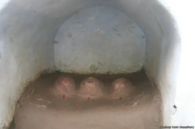 बौद्धी माई, बाभनगामा, रीगा, सीतामढ़ी.