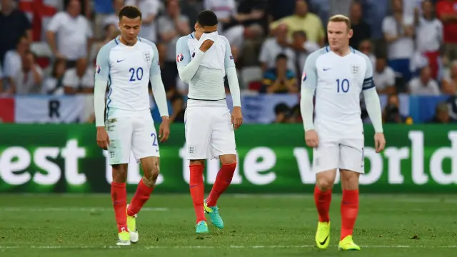 انگلینڈ نے آئس لینڈ کے خلاف ’شرمناک‘ کھیل کا مظاہرہ کیا