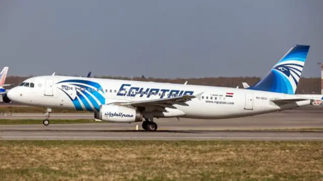 19 مئی کو ایجپٹ ایئر کی پیرس سے قاہرہ جانے والی پرواز ایم ایس 804 بحیرہ روم میں گر کر تباہ ہوگئی تھی