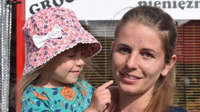 德羅茲多娃還是愛沙尼亞護照