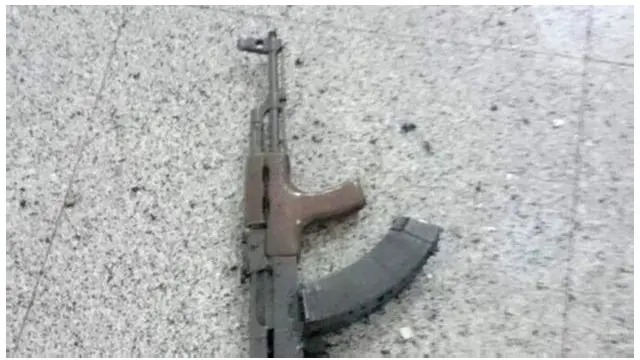 serangan bom istanbul kalashnikov