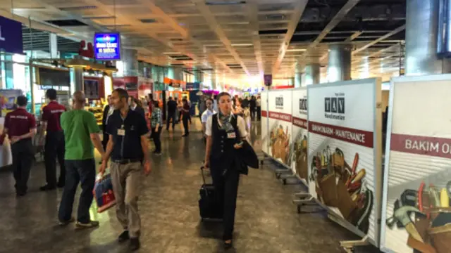 فعالیت فرودگاه استانبول در صبح روز چهارشنبه ادامه داشته است