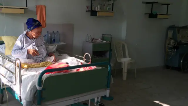 Tərlan Məmmədovanın sol ayağı əvəzinə sağ ayağını kəsmiş həkim-cərrah Valeh Kərimov barəsində ehtiyyatsızlıqdan sağlamlığa ağır zərər vurma maddəsi cinayət işi açılıb