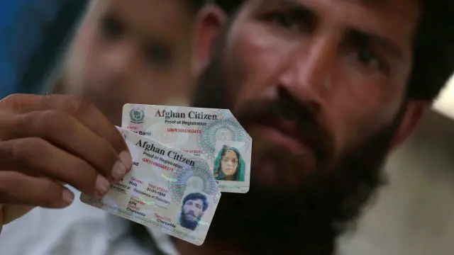  مہاجریں رجسٹرڈ ہیں یا غیر رجسٹرڈ کیونکہ ان کی اندراج کی ذمہ داری حکومت کی ہے : رستم شاہ مہمند