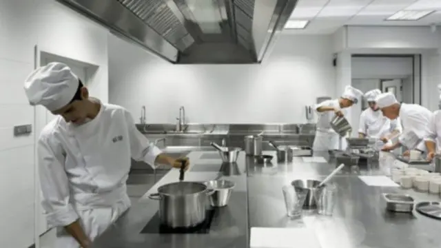 یہ یونیورسٹی دراصل ایک فوڈ لیبارٹری ہے جس کے کچن اس کے لیکچرہال ہیں: ماری ایزیگا