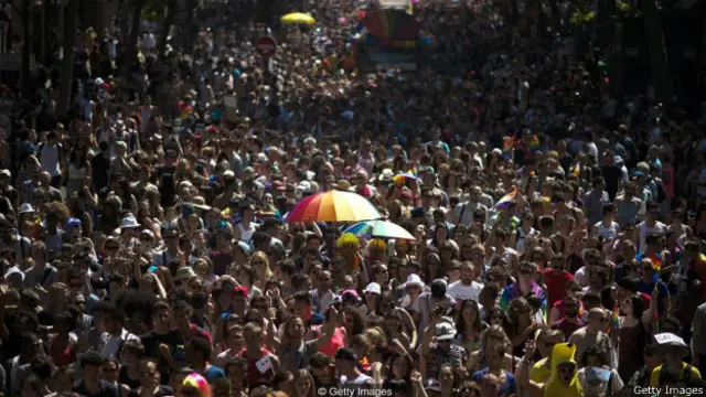 एसेक्सुअल